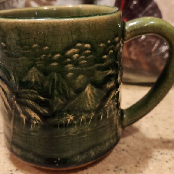 Bob Hoenig Maui Hawaii Mug - Picture 3 of 6